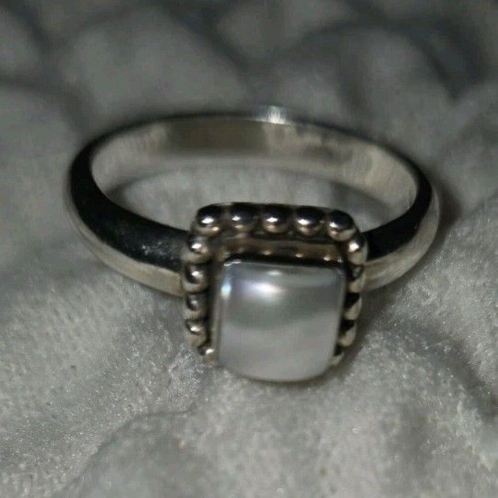 Silpada Sterling Silver Ring with  Square Pearl Retired